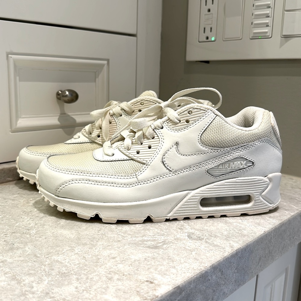 Nike Air Max 90 - US 7 - White